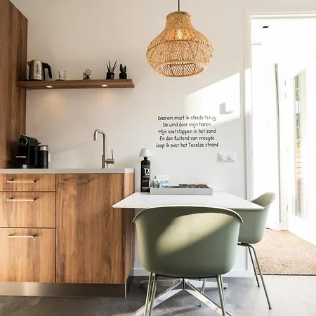 לינה וארוחת בוקר Ruijs Aan Zee